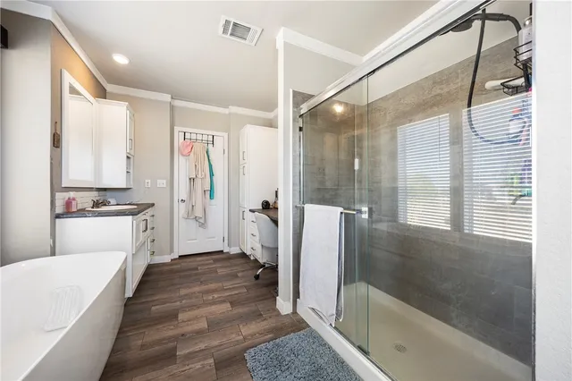 $289,900 | 15471 Us Highway, Sinton, TX 78387