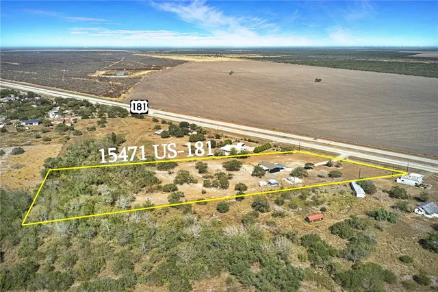 $289,900 | 15471 Us Highway, Sinton, TX 78387