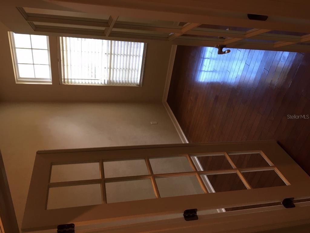 8559 Southwest 11th Road Gainesville, FL 32607 - Photo 19 of 19 a room with table