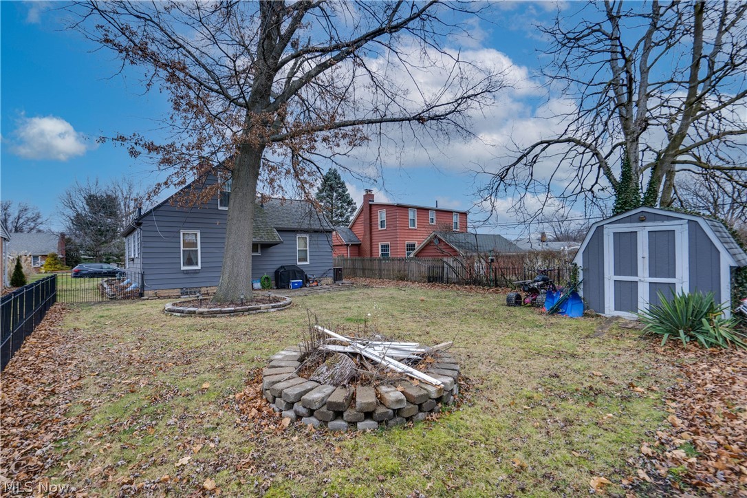 1004 Lilly Road Alliance, OH 44601 - Photo 4 of 26 Gallery Image 4