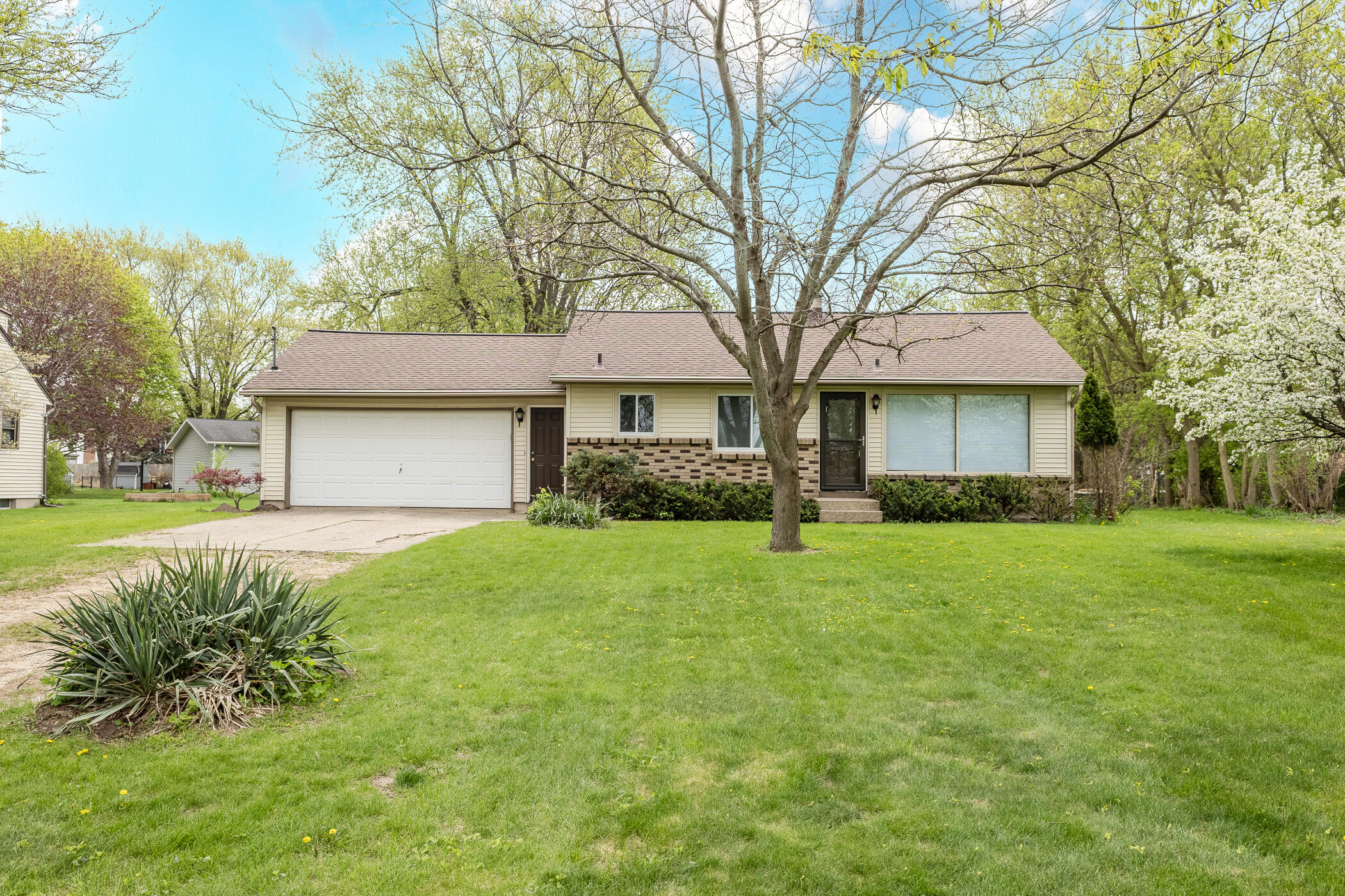 4658 3 Mile Rd NW-3