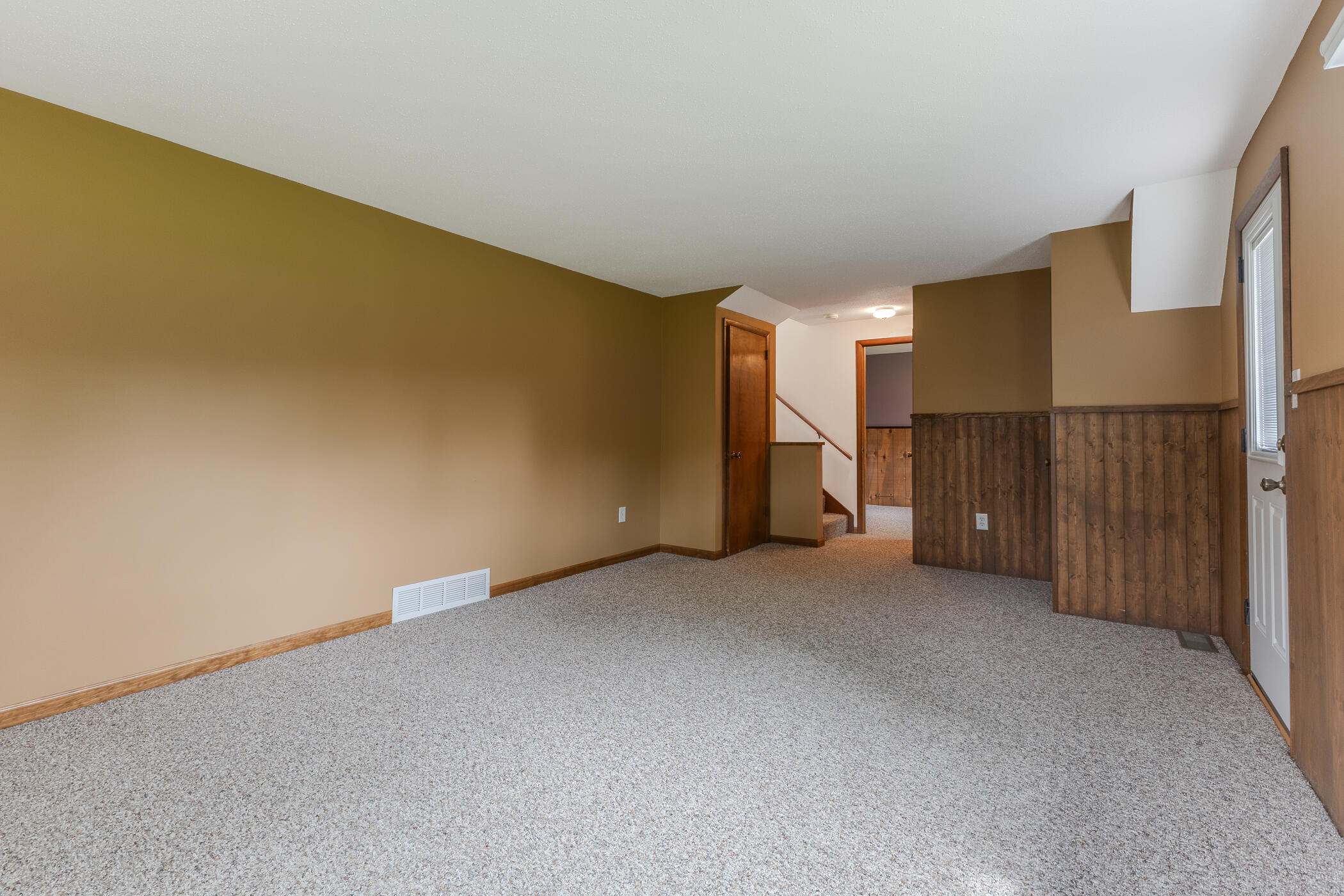 4658 3 Mile Road Northwest Grand Rapids, MI 49534 - Photo 16 of 28 4658 3 Mile Rd NW-24