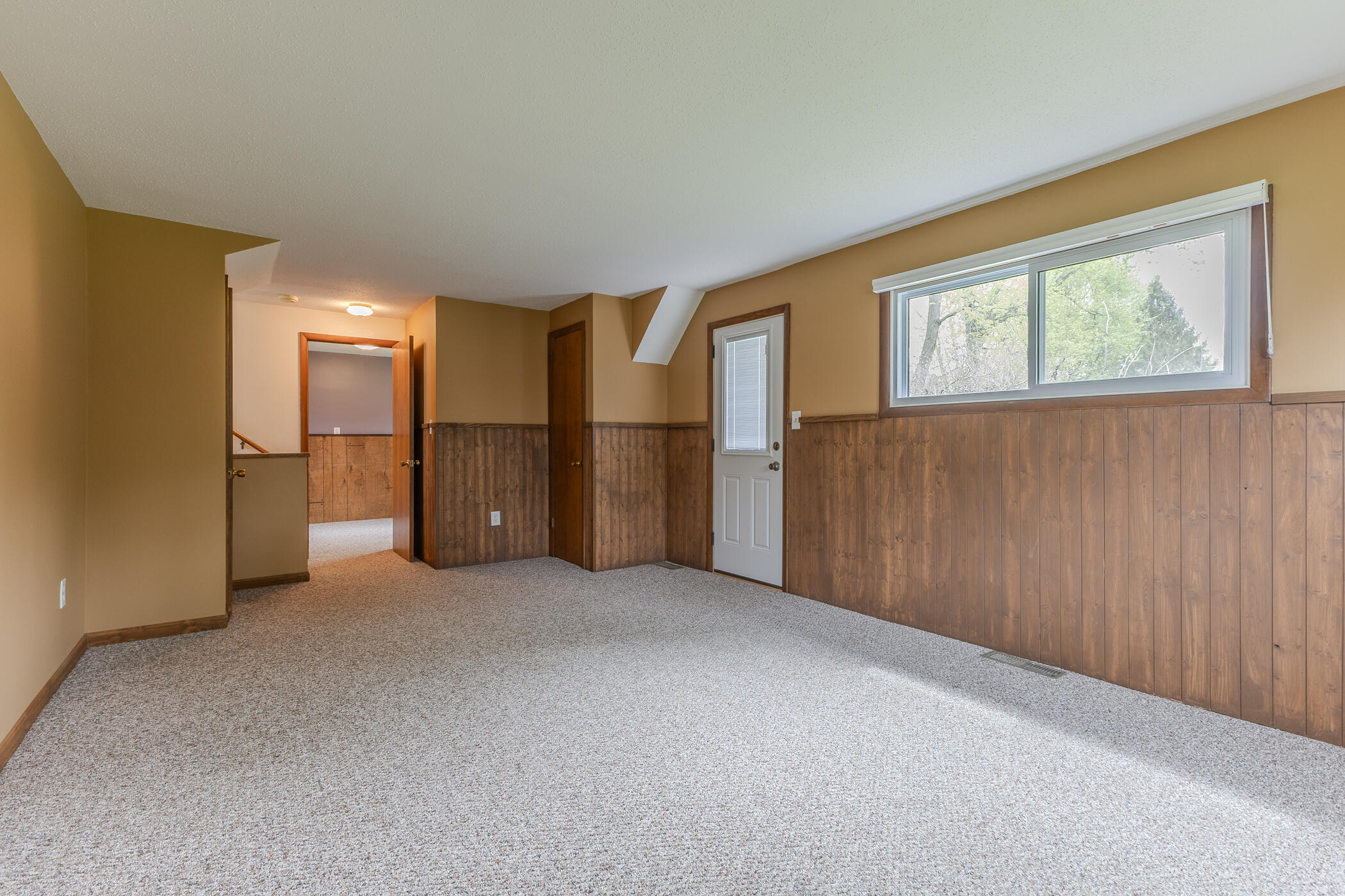 4658 3 Mile Road Northwest Grand Rapids, MI 49534 - Photo 17 of 28 4658 3 Mile Rd NW-23