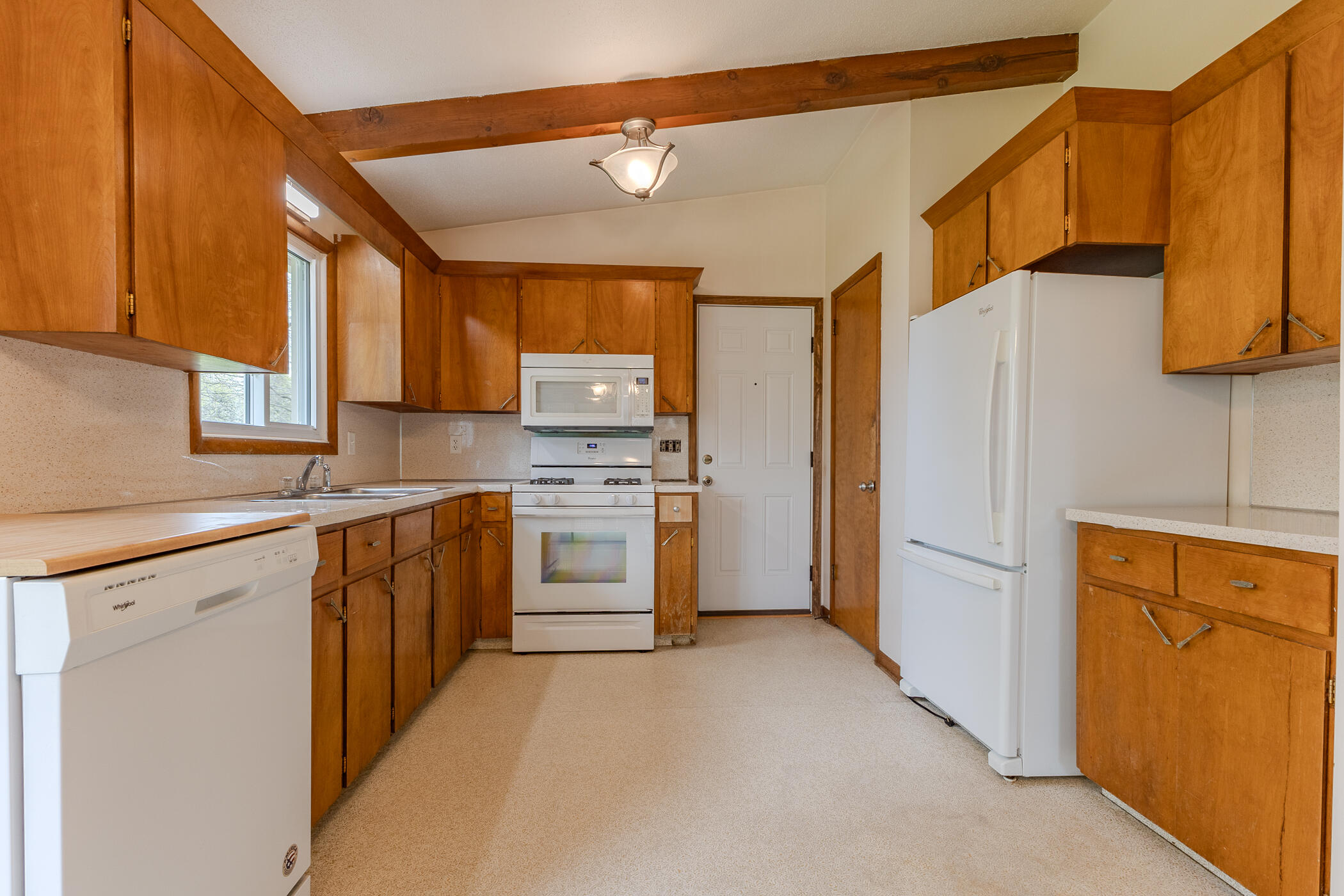 4658 3 Mile Road Northwest Grand Rapids, MI 49534 - Photo 7 of 28 4658 3 Mile Rd NW-17