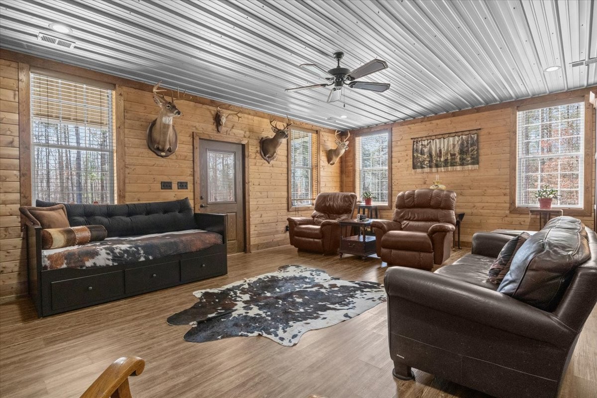 1028 Walton Road Scotts Hill, TN 38374 - Photo 6 of 40