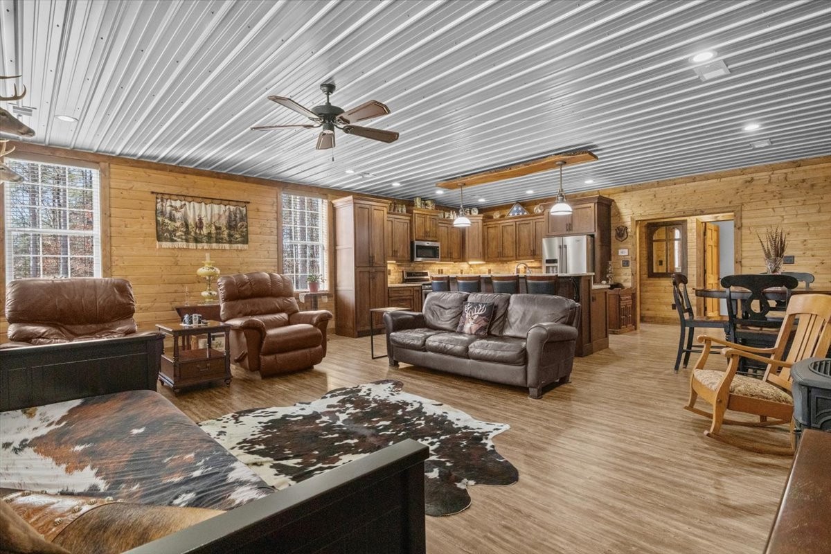 1028 Walton Road Scotts Hill, TN 38374 - Photo 8 of 40