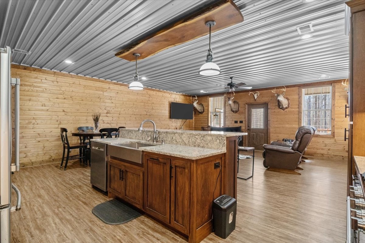 1028 Walton Road Scotts Hill, TN 38374 - Photo 10 of 40