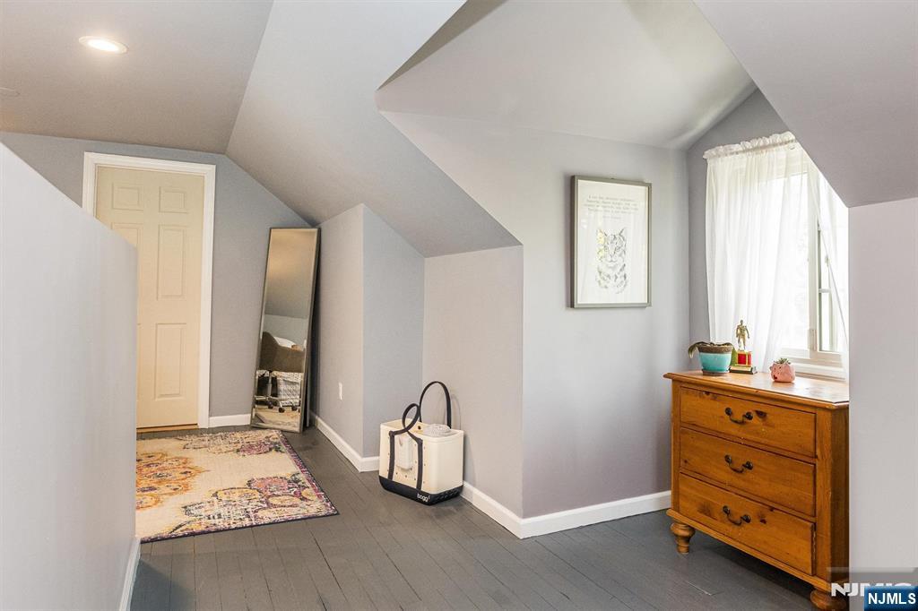 98 Totowa Road Totowa, NJ 07512 - Photo 32 of 46