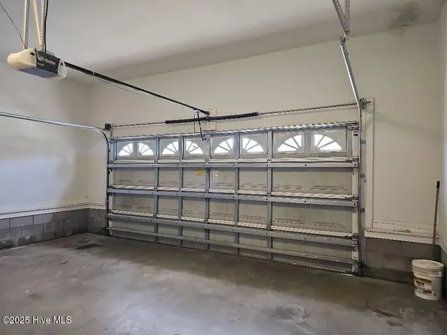 $1,925 | 259 Silver Hills Drive, Jacksonville, NC 28546