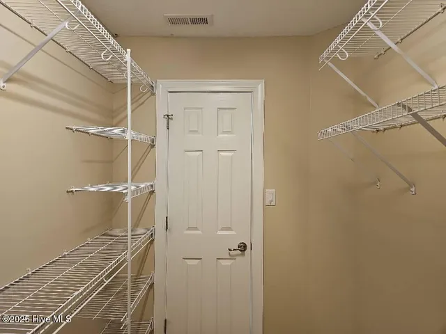 $1,925 | 259 Silver Hills Drive, Jacksonville, NC 28546