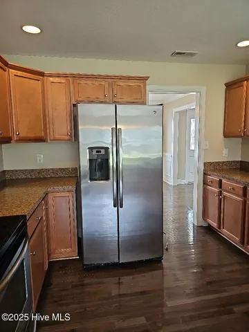 $1,925 | 259 Silver Hills Drive, Jacksonville, NC 28546