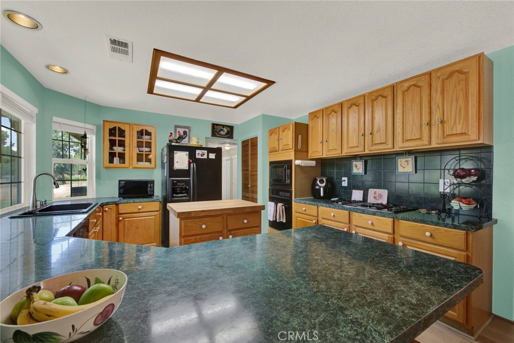 1880 Inghram Road Corning, CA 96021 - Photo 37 of 68