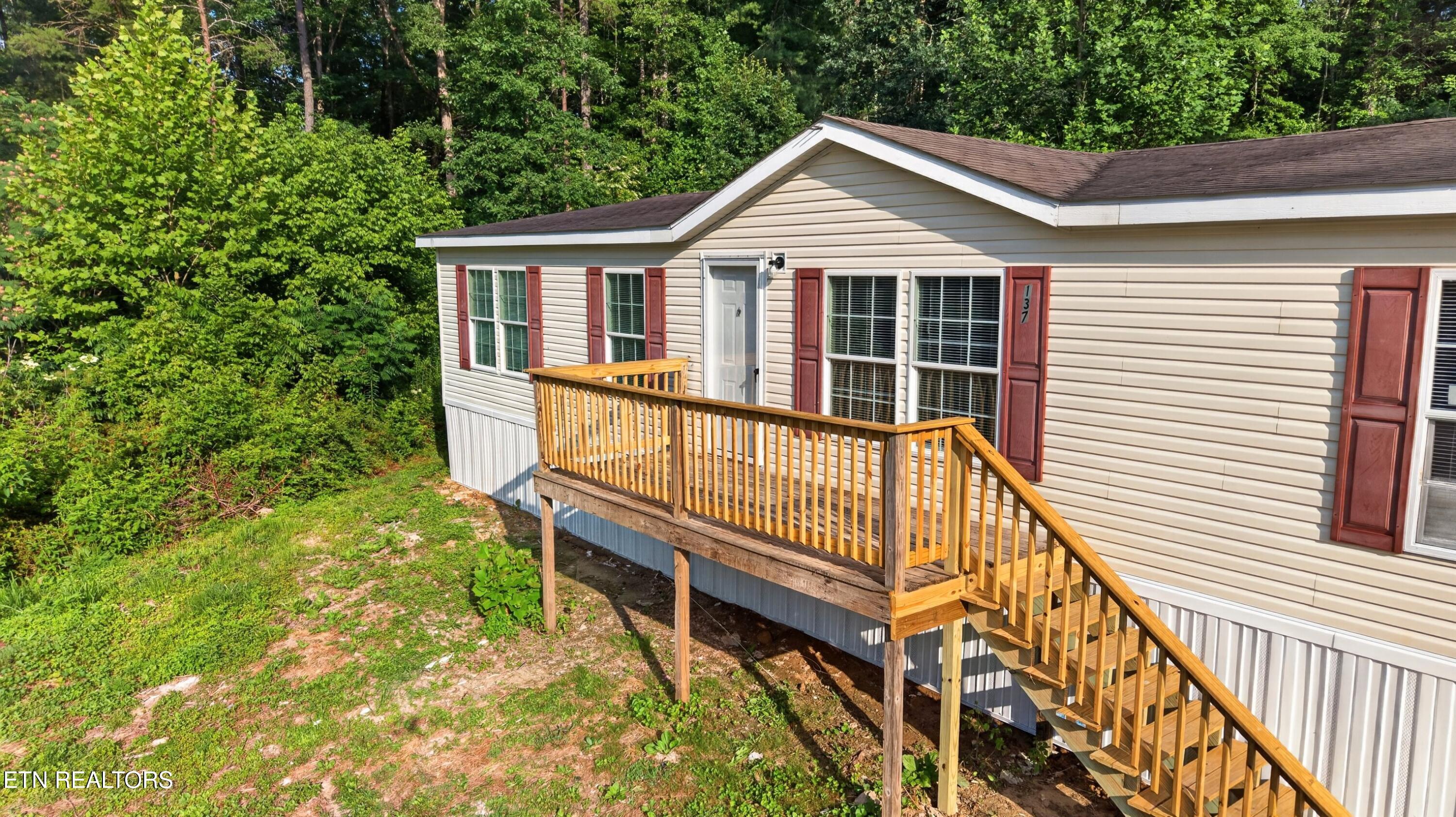 137 Morrison Subdivision Road Oakdale, TN 37829 - Photo 5 of 29 002-137MorrisonSubdivisionRoad-Oakdale-T