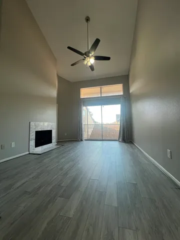 $1,850 | 736 Country Pl Drive, Unit E, Houston, TX 77079