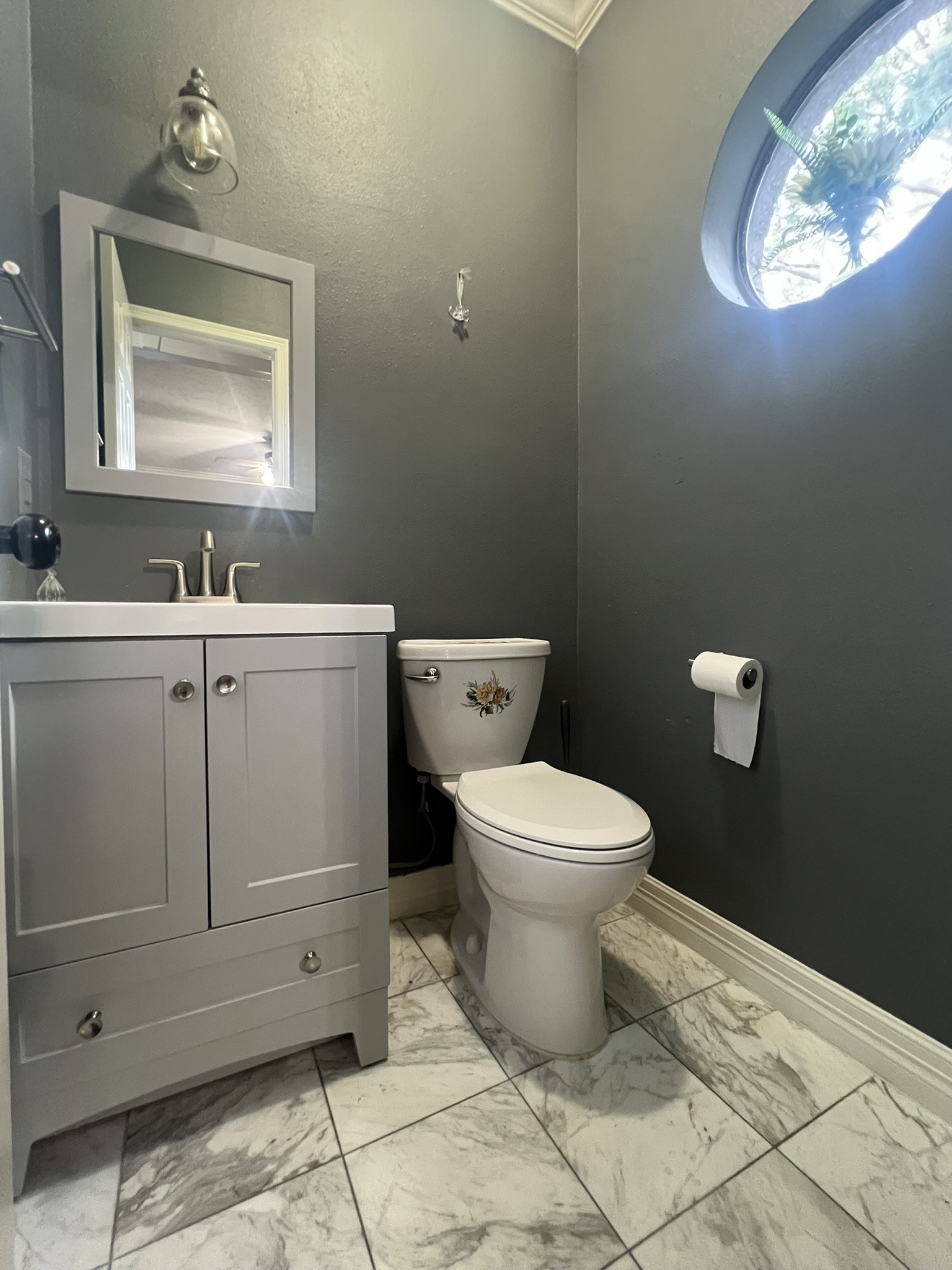 736 Country Pl Drive, Unit E Houston, TX 77079 - Photo 6 of 23