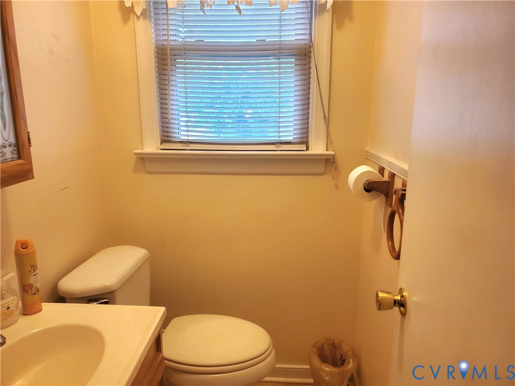 514 Duffton Road Richmond, VA 23227 - Photo 8 of 13 Gallery Image 8