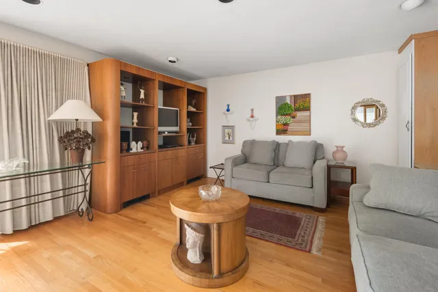 $1,100,000 | 100 Drinkwater Road, Hampton Falls, NH 03844