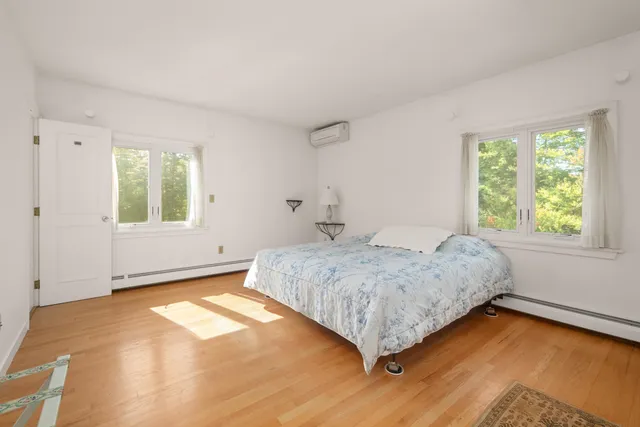 $1,100,000 | 100 Drinkwater Road, Hampton Falls, NH 03844