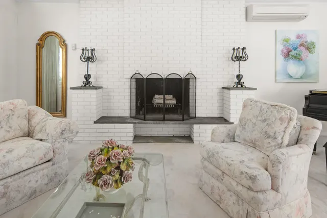 $1,100,000 | 100 Drinkwater Road, Hampton Falls, NH 03844