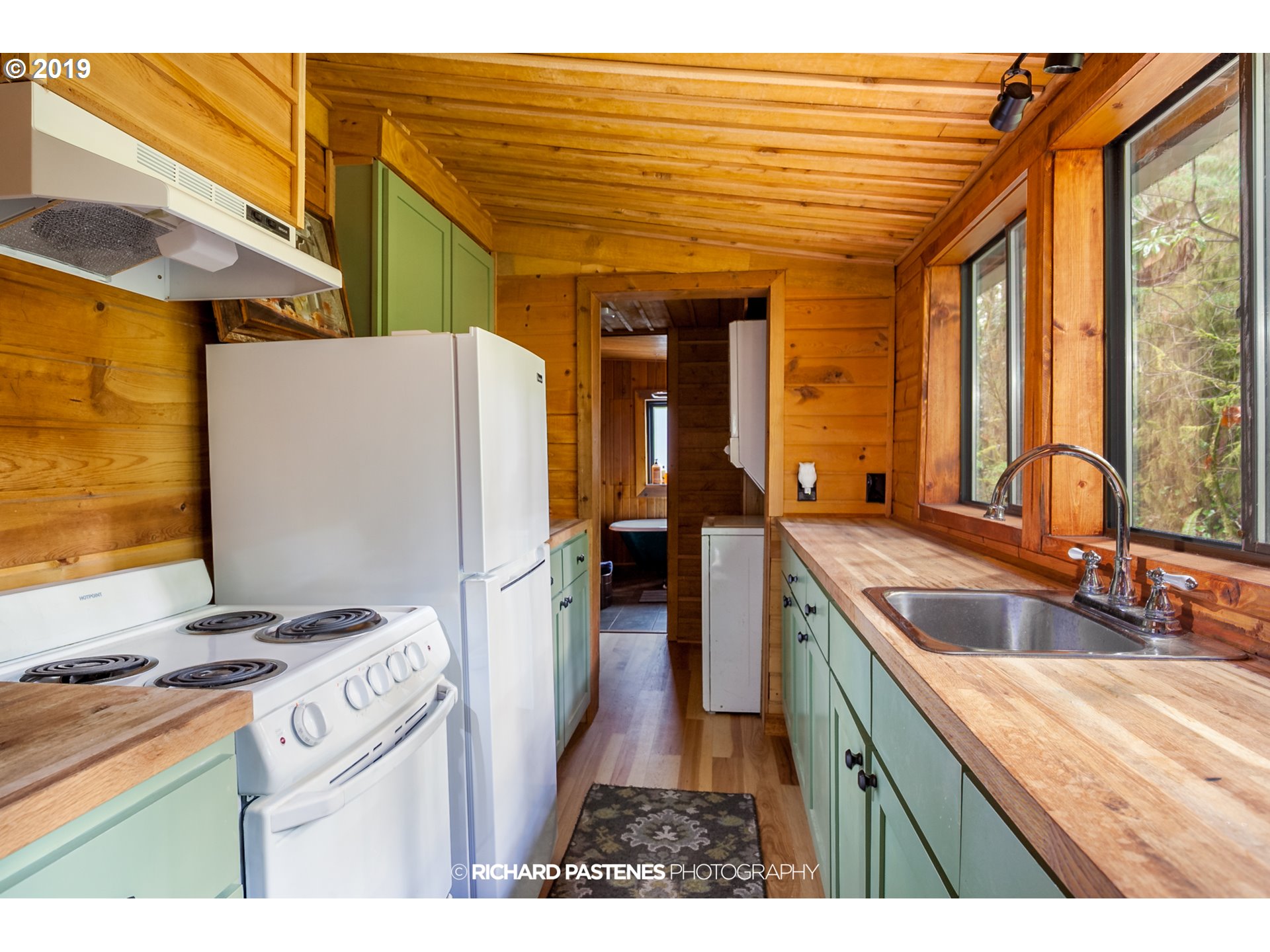 27102 East Marion Drive Rhododendron, OR 97049 - Photo 14 of 27 Gallery Image 14