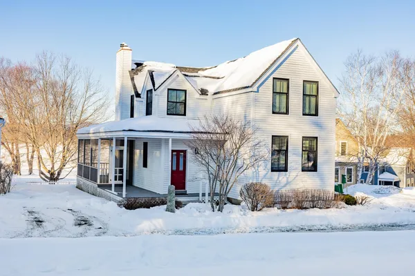 $715,000 | 41 Chosen Vale Lane, Enfield, NH 03748