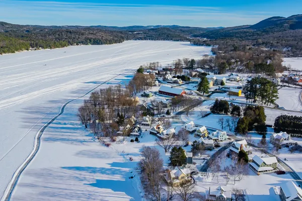 $715,000 | 41 Chosen Vale Lane, Enfield, NH 03748