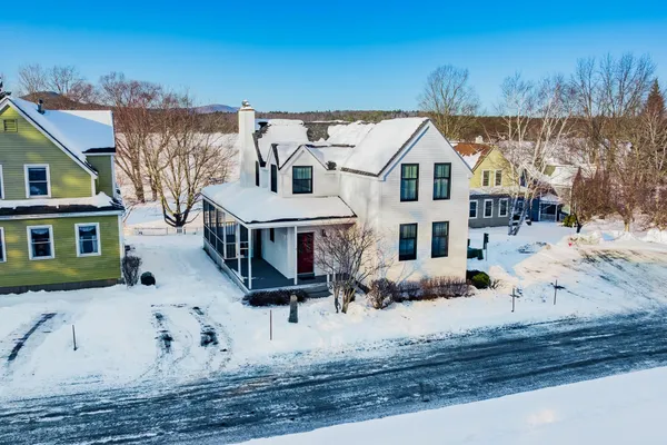 $715,000 | 41 Chosen Vale Lane, Enfield, NH 03748