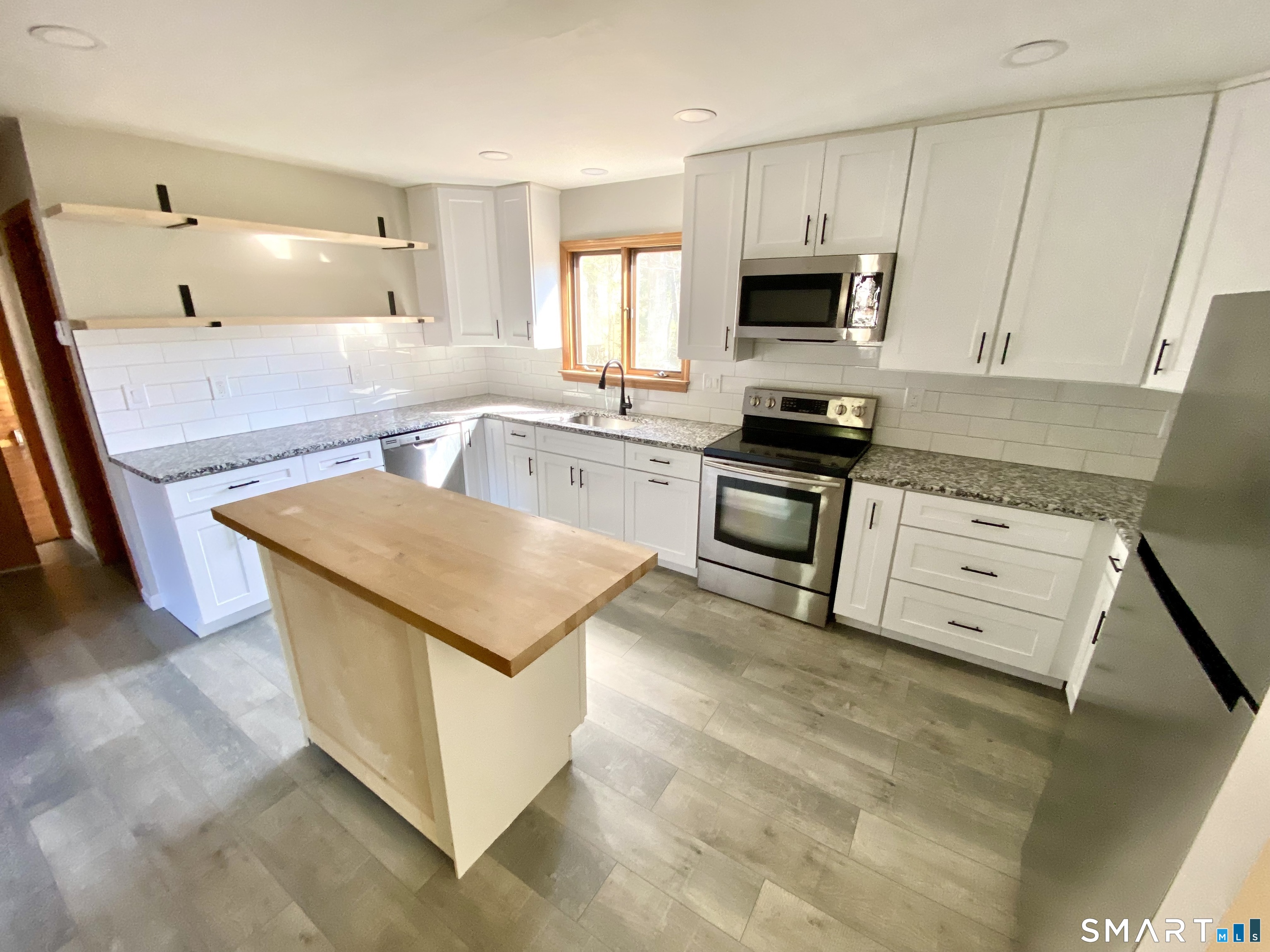 1 Burlington Road Farmington, CT 06085 - Photo 3 of 26