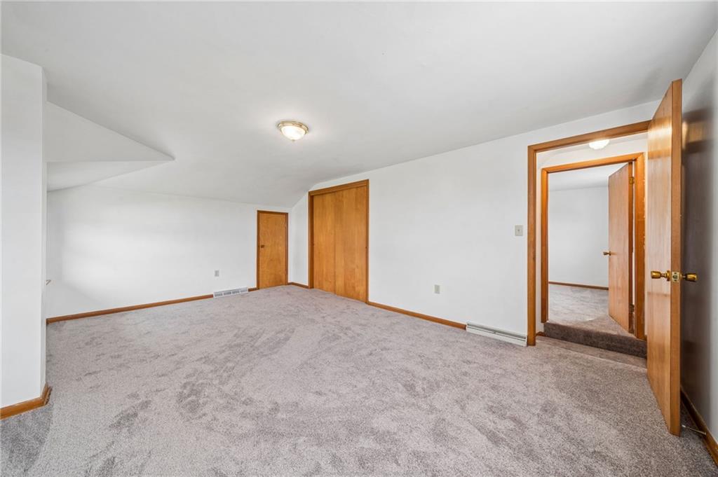 363 Oak Spring Road Canonsburg, PA 15317 - Photo 25 of 35 an empty room with a natural light