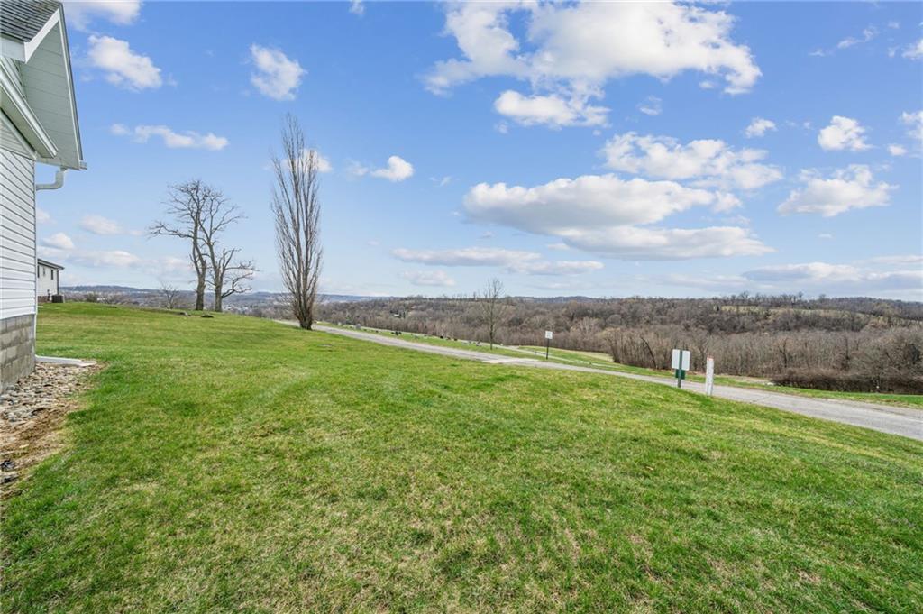 363 Oak Spring Road Canonsburg, PA 15317 - Photo 33 of 35 a view of a field with an ocean