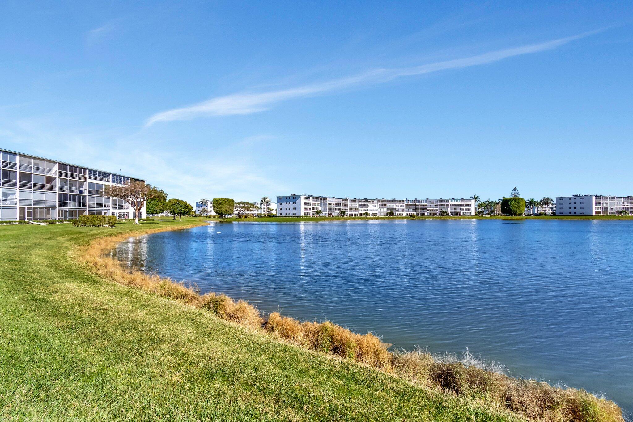 2026 Cornwall East Boca Raton, FL 33434 - Photo 40 of 82 40-web-or-mls-DSC_9101