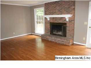825 Apache Pass Anniston, AL 36206 - Photo 8 of 17