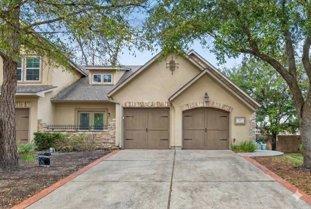 $450,000 | 63 Cobble Gate Place, The Woodlands, TX 77381