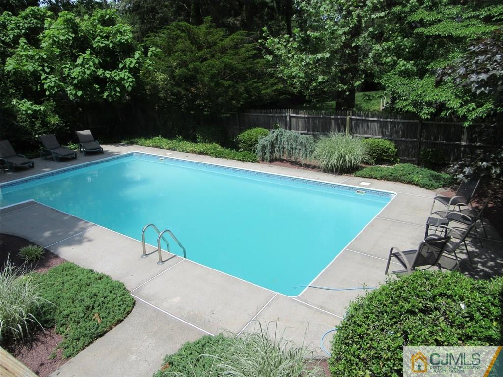 213 Fresh Ponds Road East Brunswick, NJ 08816 - Photo 21 of 23 Gallery Image 21
