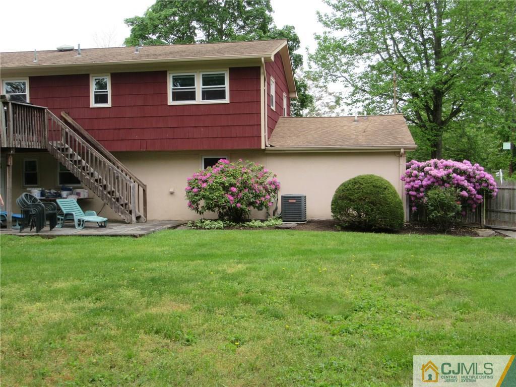 213 Fresh Ponds Road East Brunswick, NJ 08816 - Photo 4 of 23 Gallery Image 4