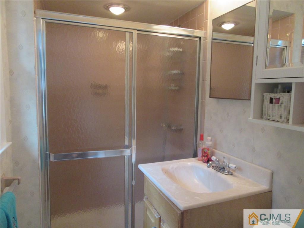 213 Fresh Ponds Road East Brunswick, NJ 08816 - Photo 6 of 23 Gallery Image 6