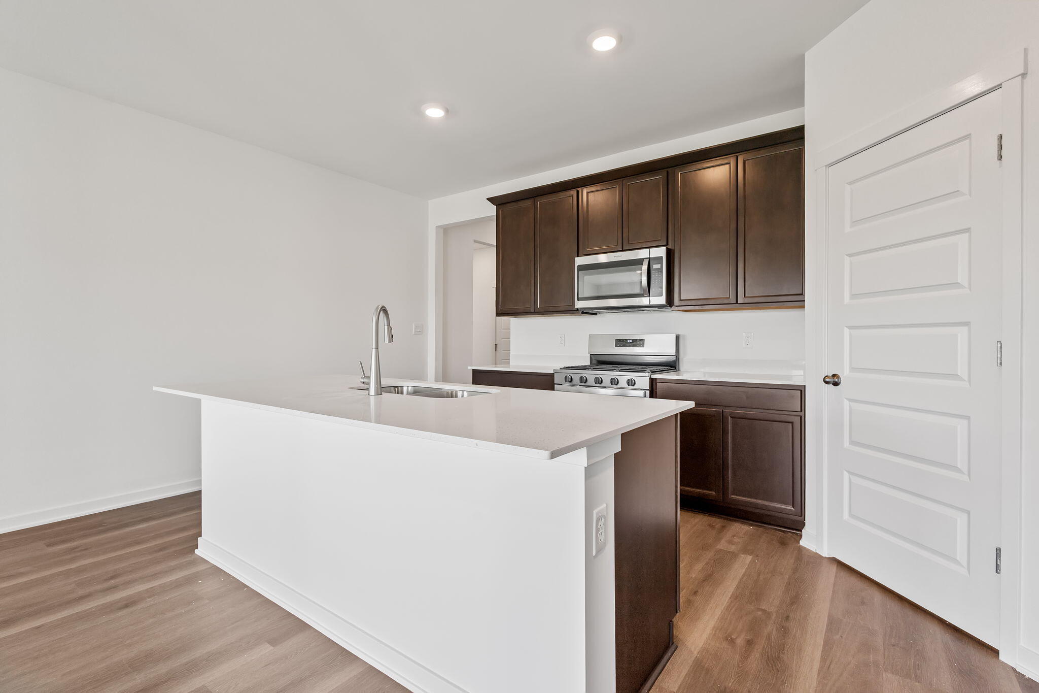 7635 West 106th Place Crown Point, IN 46307 - Photo 23 of 38 2048x1365