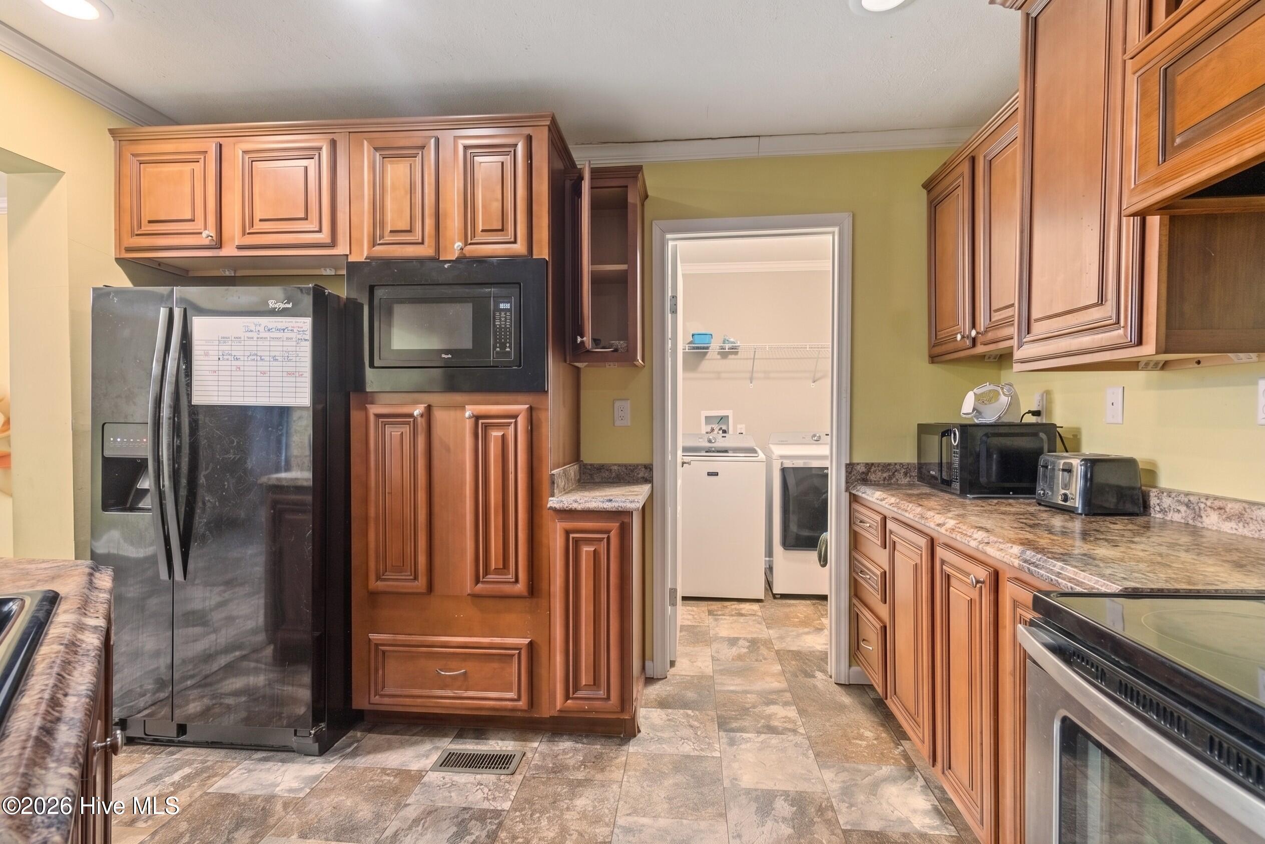 394 Pineridge Road Roanoke Rapids, NC 27870 - Photo 8 of 24