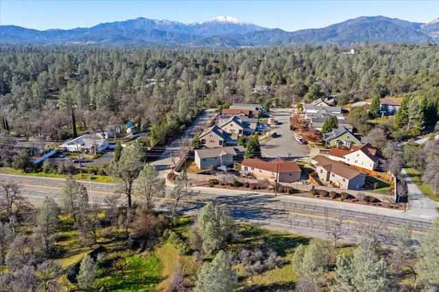 $375,000 | 3283 Bridgewater Court, Redding, CA 96003
