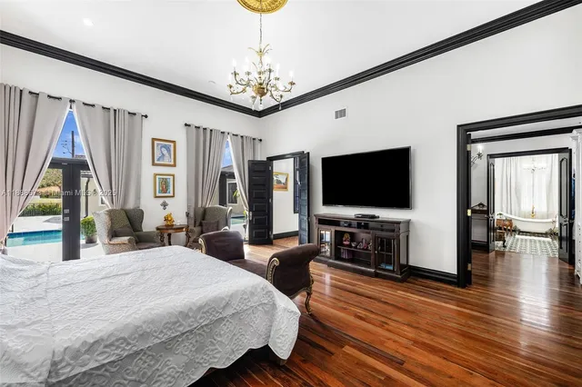 $4,180,000 | 9815 Southwest 114th Street, Miami, FL 33176