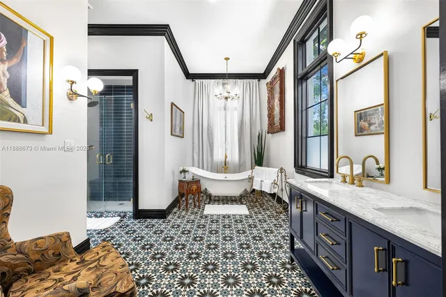 $4,180,000 | 9815 Southwest 114th Street, Miami, FL 33176