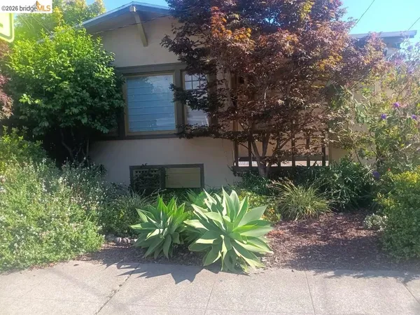 $750,000 | 915 39th Street, Oakland, CA 94608