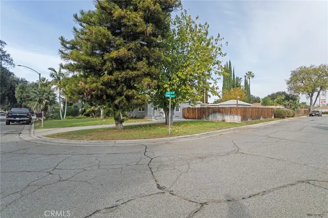 $2,995 | 3469 Verde Street, Riverside, CA 92504