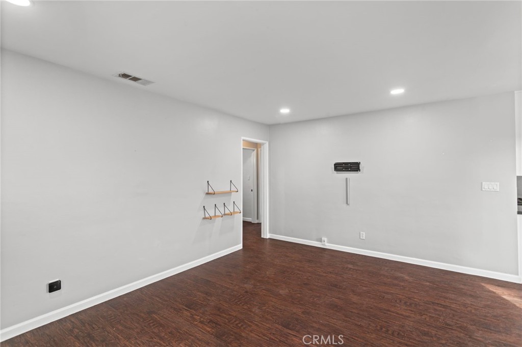 3469 Verde Street Riverside, CA 92504 - Photo 5 of 22