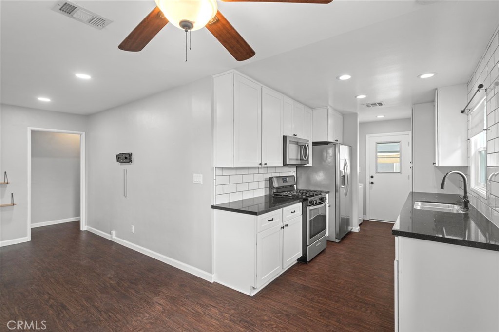 3469 Verde Street Riverside, CA 92504 - Photo 8 of 22