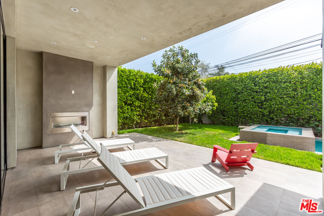 808 South Ridgeley Drive Los Angeles, CA 90036 - Photo 39 of 56