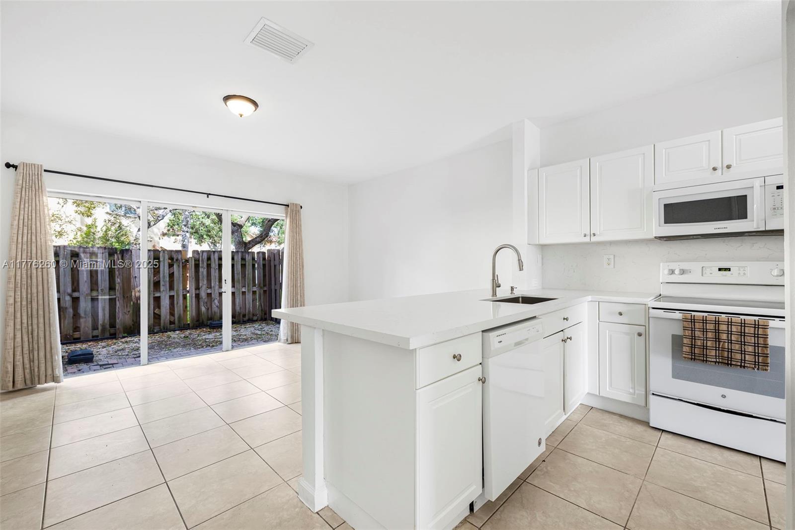 1650 Northeast 33rd Road, Unit 10710 Homestead, FL 33033 - Photo 13 of 35 Gallery Image 13