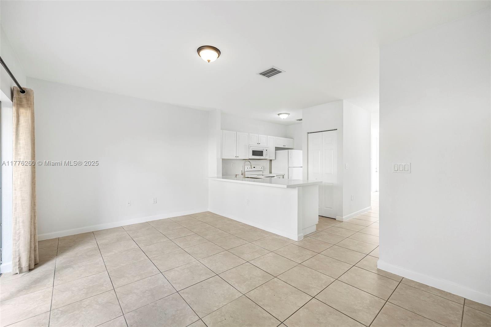 1650 Northeast 33rd Road, Unit 10710 Homestead, FL 33033 - Photo 18 of 35 Gallery Image 18