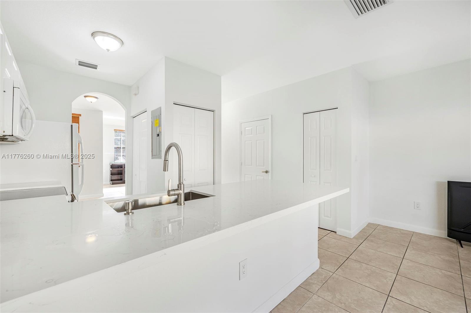 1650 Northeast 33rd Road, Unit 10710 Homestead, FL 33033 - Photo 21 of 35 Gallery Image 21