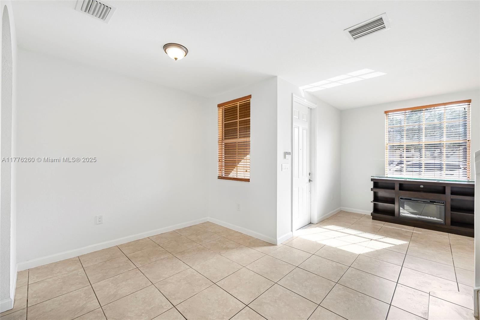 1650 Northeast 33rd Road, Unit 10710 Homestead, FL 33033 - Photo 9 of 35 Gallery Image 9